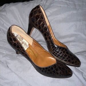 VNTG BROWN GENUINE REPTILE SKIN POINTED TOE PUMPS BY LA BELLE ORIGINALS//SIZE 7